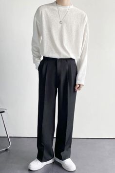 Mens Outfits Trousers, Cloth Pants Outfit Men, Oversized Trousers Outfits Men, Loose Mens Fashion, Loose Fit Trousers Outfit Men, Black Loose Pants Outfit Men, Men's Fashion Aesthetic, Mens Slacks Outfit Casual, Style Pants Outfit Men