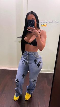 Urban Outfit Ideas For Black Women, Plt Bodysuit Outfit, Ig Baddie Outfits Summer, Designer Outfits Black Woman, Cute Summer Outfits Black Women, Designer Jeans For Women, Outfit Zara, Looks Party