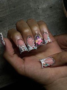 not mine ♡. Charm Duck Nails, Valentines Nails French, Nail Inspo Hello Kitty, Duck Nails Short, French Tip Nails Pink, Azul Nails, Nails Sanrio, Nails Freestyle, Nails Airbrush