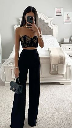 Corset Top Outfit Classy, Elegantes Party Outfit, Corset Top Outfit, Modele Fitness, Fest Outfits, Fiesta Outfit, Chique Outfits, Crop Top Outfits, Night Out Outfit