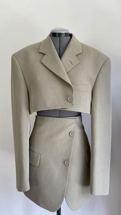 Sewing A Suit, Jacket Variation, Suits For Women Prom, Suit Jacket Pattern, Utilitarian Aesthetic, Reworked Clothes, Tailoring Details, Reworked Vintage, Clothes Diy