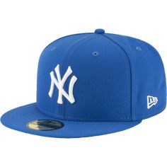 Sport your ‘Fitted Hat’ and take over the town with the New Era MLB 59Fifty Basic Cap. Peppered with eye-catching baseball designs that ignite the fire inside, this comfy cap ensures a cool, dry fit when you step out to play. Dominate the diamond with the fashionable and sleek MLB 59Fifty Basic Cap from New Era! 100% polyester. Imported. New Era Yankees 59Fifty Basic Cap - Men's - New York Yankees - White / Blue Azure. New York Hat Outfit, Nyc Hat, New Era Yankees, Ny Cap, Yankee Fitted, New York Hat, Custom Fitted Hats, Swag Hats, New York Yankee Hat