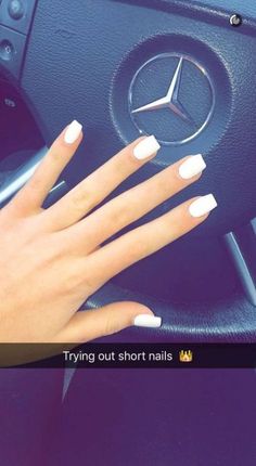 Nazanin Kavari, Rounded Acrylic Nails, Short Coffin Nails Designs, Glitter Nails Acrylic, Short Coffin, Short Coffin Nails, White Acrylic Nails, Ideas Nails, Nail Nail