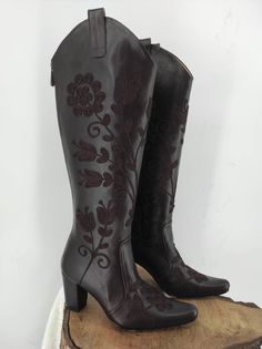 Handmade genuine leather custom made women boots. Every size available. Boots height: apx. 58 cm, 22.5 inches. Heel height : 8 cm, 3.1 ,inches. Colour : Dark Brown. Material : Genuine leather. Custom Made :?  İf you need wider calf size please let us know your calf size from widest part.  İf you like to have, other colour, height, heel height, toe style please send us messages. Very comfy and healty.  %100 handmade and genuine leather. We have door to door express shipping service. For other questions please contact with us. bemyboots.etsy.com Thank You Traditional Fitted Leather Boots, Embroidered Leather Boots With Snip Toe, Traditional Leather Boots For Fall, Traditional Hand Tooled Leather Boots, Embroidered Leather Boots For Fall, Fall Embroidered Leather Boots, Traditional Embroidered Leather Boots, Style Tall Boots, Dark Brown Ankle Boots