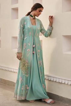 Formal Jacket, Jacket Suit, Indian Bridal Dress, Dresses Formal Elegant, Party Kleidung, Designer Party Wear Dresses, Boutique Dress Designs, Indian Dress, Indian Wedding Outfits