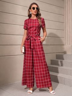 Choli Designs, Grid Print, Wide Leg Jumpsuit, Work Outfits, Two Piece Outfit, Print Top, Wide Leg Trousers, Print Tops, Work Outfit