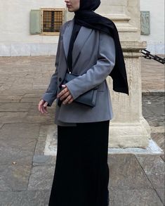 #fashionista#fashion#instagram#ta.ambie#inspo#stil# Hijabi Corporate Wear, Modest Lawyer Outfit, Hijabi Lawyer Outfit, Hijabi Lawyer, Hijabi Business Women, Hijabi Business Outfit, Hijabi Office Outfits, Formal Outfits For Women Hijab, Hijabi Formal Outfits