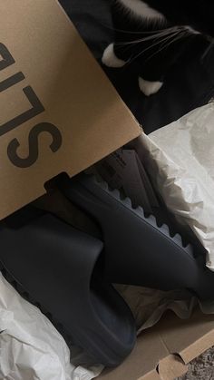 Adidas Yeezy Slide, Kicks Shoes, Yeezy Slides, Shoe Wishlist