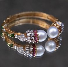 Pearl Bridal Jewelry Sets, Diamond Bangles, Pearl Necklace Designs, Bangles Design, Bangles Indian, Indian Jewelry Sets