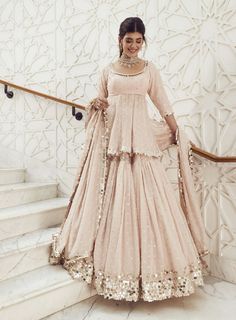 Mirror Work Mehendi Outfit, Mirror Work Sharara Design, Pastel Sharara Indian Weddings, Abhinav Mishra Sharara, Indian Sharara Outfits Desi Wedding, Bridal Sharara Designs For Wedding, Mirror Work Indian Outfit, Pastel Sharara Suit, Sharara Suit Designs Latest Wedding