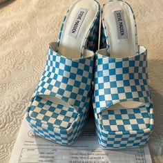 Brand New Steve Madden Backless Platform Trixie Blue White Shoes. Size8 M, Heel Is 6”, Platform 2”. Retail $129.95 Blue White Shoes, Steve Madden Platform, Shoes Steve Madden, Steve Madden Shoes, White Shoes, Platform Shoes, Steve Madden, Blue White, Color Blue