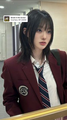 #fashion #aesthetic #school #photography #wolfcut One Length Hair, Ulzzang Hair, Hair Evolution, Hair Inspiration Long, Aesthetic School, Cute Haircuts