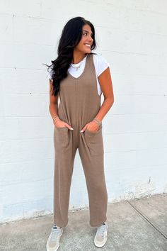 Best Days Jumpsuit In Mocha Product Details Sleeveless Dropped armholes Oversized patch pockets Sizing - Small: Medium: Large: Fit - Relaxed Harli is wearing a medium To be the first to see our newest arrivals, don't forget to join our amazing and fun Facebook Community! You can also find our New Arrivals here in the shop, and don’t forget to follow us on Facebook and Instagram. Outfits With Jumpsuits, Jumpsuits Casual, Comfy Pants, Casual Jumpsuit, Casual Clothes, 2024 Fashion, Clothes Ideas, Baby Bows, Fall Looks