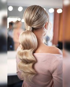 Bridesmaid Hair Inspo, Wedding Hair Up, Evening Hairstyles, Guest Hair, Wedding Guest Hairstyles, Wedding Hair Inspiration, Wedding Hair And Makeup, Stylish Hair, Hair Waves