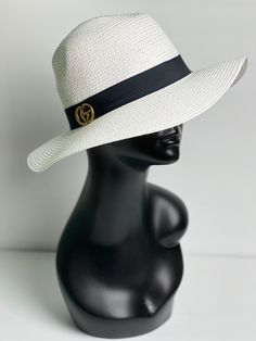 For a style statement worth making, the white fedora hat transforms from day to night with ease and seamlessly softens any outfit. Featuring an oval crown design, this is our best-fitting boater yet. White straw hat GO metal fedora One size White Fedora Hat, White Fedora, Crown Design, Metal Trim, Fedora Hat, Style Statement, The Sunshine, Straw Hat, Cocktail Party