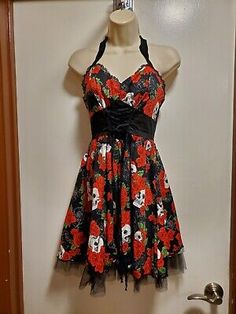 Red Skull, Rose Lace, Halloween Dress, Hot Topic, Black Red, Black And Red, Dress Outfits, Women Accessories, Lace Up