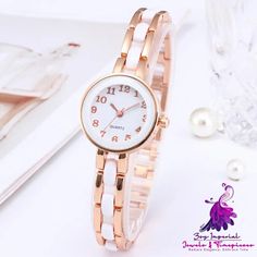 Product information: Movement type: quartz Thickness: 7mm Dial diameter: 25mm Crown type: screw crown Mirror material: ordinary glass mirror Clasp style: concealed buckle Buckle material: stainless steel Strap material: alloy Dial shape: round Case material: alloy Color: gold, silver Packing list: Watch*1 Product Image: Trendy Round Metal Watch, Trendy Metal Round Watches, Rose Gold Alloy Watch Perfect For Gift, Rose Gold Alloy Watch As Gift, Mirror Material, Simple Diamonds, Shine Bright, Glass Mirror, Silver Watch