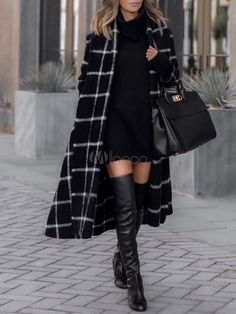 Long Coat Women, Looks Chic, Winter Fashion Outfits, Thigh High Boots, Fall Winter Outfits, Thigh High, Wearing Black, Elegant Fashion