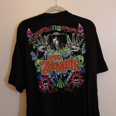 Never Worn. Brand New Without Tags Official Band Merch From The Rob Zombie "Freaks On Parade 2022 Tour" Rob Zombie Merch, Rob Zombie Aesthetic, Rob Zombie Shirt, Zombie Aesthetic, Emo Clothes, Zombie Shirt, Birthday Presents For Friends, Dope Clothes, Alt Clothes