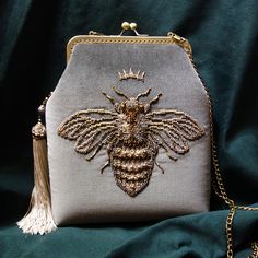 Elegant evening purse with unique beads embroidery. Italian cotton velvet in sand color. Kiss lock frame. Viscoze tassel. Bag to order. Insect Collection, 자수 디자인, Evening Purse, Embroidered Bag, Beaded Purses, Beaded Bags, Cotton Velvet, Womens Purses, Beaded Embroidery