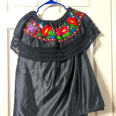 Tradition Mexican Dress Only Worn Once It Still Has The Tag. Blouse And Skirt Traditional Mexican Dress, Mexican Dress, Traditional Mexican, Mexican Dresses, Blouse And Skirt, Colorful Dresses, Womens Dresses, Skirt, Dresses