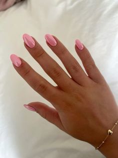 Cute Summer Nails Oval, Simple Vacay Nails, Cute Summer Nails Almond Short, Trendy 2024 Nails, Acrylic Nails Almond Summer, Bright Pink Chrome Nails, Bright Pink Summer Nails, Basic Summer Nails