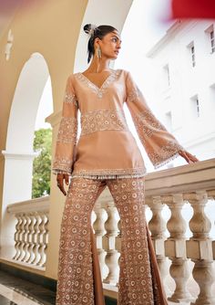 Elevate your style with this stunning rosegold embroidered top, featuring elegant bell sleeves. Pair it with matching palazzo pants for a chic and sophisticated ensemble that's perfect for various occasions. Personal Shopping Service, Palazzo Pants, Embroidered Top, Personal Shopping, Personal Stylist, Traditional Design, Bell Sleeves, Fashion Forward, Rose Gold