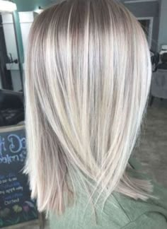 Dark Ash Blonde Highlights, Blonde Highlights Hair, Dark Ash Blonde, Ash Blonde Hair Colour, Blonde Hair Transformations, Silver Blonde Hair, Ash Blonde Highlights, Hair Color Options, Dark Ash