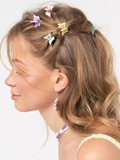 Fairy Hairstyle Short, Shot Hair, Minga London, Y2k Hair, Clip Hairstyles, Peinados Fáciles Para Cabello Corto, 90s Hairstyles, Butterfly Hair Clip