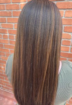 Highlights For Black Hair To Elevate Your Look Straight Hair With Caramel Highlights, Highlight For Black Hair, Highlights For Black Hair, Natural Black Hair Color, Trendy Updos, Straight Black Hair, Natural Black Hair, Awesome Hairstyles, Black Hair With Highlights