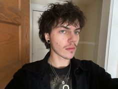 Ftm Facial Hair, Facial Piercings Men, Bridge Piercing Men, Eyebrow Piercing Hoop, Eyebrow Piercing Men, Mullet Man, Men Long Hair, Different Eyebrow Shapes, Piercing Men