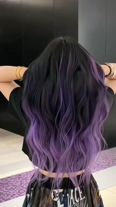 Dyed Hair Purple, Cute Hair Colors, Hair Color Streaks, Hair Streaks, Dyed Hair Inspiration, Hair Color Purple, Pretty Hair Color, Dye My Hair