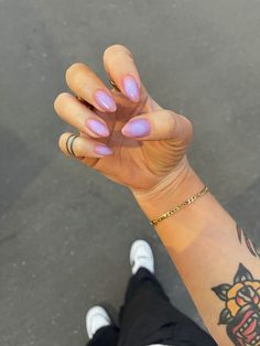 Violet Aura Nails, Easy Aura Nails, Short Almond Aura Nails, Simple Aura Nails, Lavender Summer Nails, Lavender Aura Nails, Lavender Jelly Nails, Nail Inspo Lavender, Aura Nails Almond