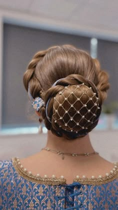 @ pipwoods IG Victorian England Hairstyles, Ocean Inspired Hairstyles, Victorian Hairstyles Long Hair, Plated Hairstyles, Jewel Hairstyles, Hair Net Hairstyles, Got Hairstyles, Hairstyles For Runners, Elizabethan Hair