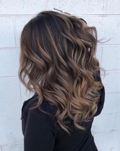 Bob Pendek, Dark Brown Hair With Highlights, Ash Brown Balayage, Hair With Highlights, Brown Balayage