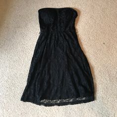 Never Worn Black Strapless Lace Dress For Evening, Black Strapless Lace Evening Dress, Casual Black Strapless Dress For Date Night, Black Lace Strapless Dress For Night Out, Casual Black Strapless Spring Dress, Black Strapless Casual Dress For Spring, Casual Black Strapless Dress For Spring, Strapless Black Dress For Casual Occasions, Dressy Black Lace Mini Dress