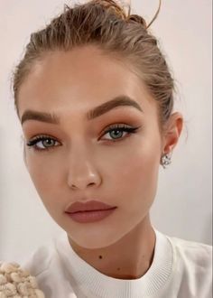 Zendaya Makeup, Cake Face, Nude Makeup, Spring Makeup, Bridesmaid Makeup, Day Makeup, Fall Makeup