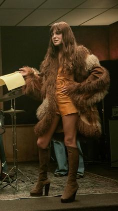 Daisy Jones And The Six, Moda Hippie, Riley Keough, Outfits 70s, Daisy Jones, 70’s Fashion