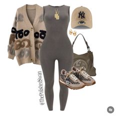 Full Bodysuit Outfit Ideas, Gray New Balance Outfit Black Women, Grey Outfits For Women, Vomero 5 Outfit, Full Bodysuit Outfit, Full Bodysuit, Bodysuit Outfit, Body Suit Outfits