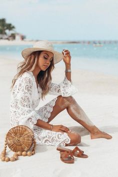 Strand Outfit, Beach Blouse, Beach Mini Dress, Beach Coverup Dress, Beach Dresses Summer, White Long Sleeve Dress, Beach Outfits, Long White Dress, Trik Fotografi