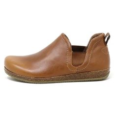 Women's 'Lieben' Chelsea Boot - Leather – Stegmann Clogs Stegmann Clogs, Wool Clogs, Womens Bogs, European Shoes, Wing Shoes, Red Wing Shoes, Tan Shoes, Shoe Gifts, Womens Clogs