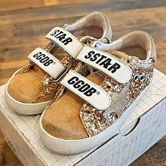 Golden Goose Toddler Sneakers Gold Sequin Toddler Size 7 / 23 In Excellent Used Condition Future Board, Shoes Golden Goose, Goose Sneakers, Goose Shoes, Toddler Sneakers, Golden Goose Sneakers, Golden Goose Shoes, Gold Sequin, Golden Goose