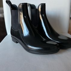 Sam Edelman Tinsley Short Shiny Rain Boots Size 7 Sam Edelman Shoes, Winter Rain, Sam Edelman, Rain Boots, Size 7, Women Shoes, Boots, Women Shopping, Black