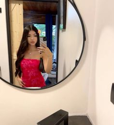 Baddies Picture Ideas, Insta Fit Pics, Rich Latina Aesthetic, Pretty Latina Girl, Latina Mirror Selfie, Latina Outfits Summer, Latina Baddie Instagram, Dress Mirror Pic