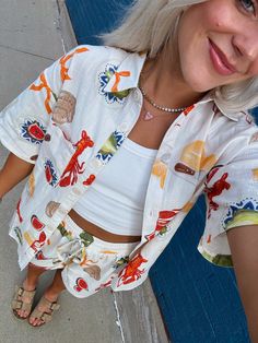 Why we love it: material is stunning and falls perfectly hand drawn perfectly oversized boyfriend fit so many fun ways to style pearly white buttons collared fit button it up or leave it open Sizing: X-Small: 00-2 Small: 4-6 Medium: 6-8 Large: 10-12 runs true to size, Haidyn is 5’5 and wearing a size Small. Fun Spring Button-up Tops, Playful Summer Tops With Button Closure, Swim Shoes, Button Up Top, Cardigan Top, Super Sale, Boyfriend Fit, Bon Appetit, Love It