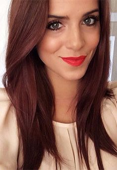 I really might consider dying my hair because of this color Reddish Brown Hair Color, Hair Color Brown Chestnut, 2015 Hair, Trendy We Fryzurach, Hair Trends 2015, Chestnut Brown Hair, Warm Brunette, Brown Hair Color, 2015 Hairstyles