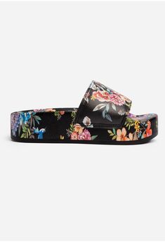 DREAMER GARDEN PLATFORM SLIDE | Johnny Was Garden Platform, Chic Boots, Resort Look, Black Slides, Garden Print, Platform Slides