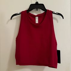 90’ Degree By Reflex Women’s Top Xl Size, Dark Red Color, 87% Nylon, 13% Spandex. Red Breathable Fitted Activewear, Red 4-way Stretch Activewear For Training, Red 4-way Stretch Activewear For Sports, Red Activewear With 4-way Stretch For Training, Red Casual Activewear For Sports, Casual Red Activewear For Sports, Red High-stretch Go-dry Activewear, Red High Stretch Athleisure Tops, Red Stretch Sporty Tops