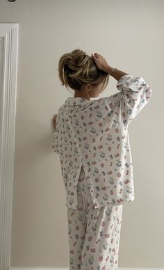 Slow Summer, Pajamas Aesthetic, Matilda Djerf, Summer Berries, Crop Top Dress, Aesthetic Shirts