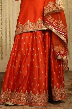 Buy Orange Kurta And Sharara Silk Chanderi Embroidered Mishika Paisley Butti Set For Women by Sheetal Batra Online at Aza Fashions. Orange Sharara Suit, Orange Color Combinations, Orange Suit, Indian Women Fashion, Desi Fashion